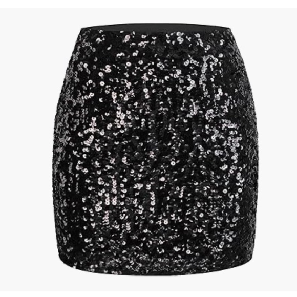 Black Sequin Mini Skirt – Size M - Picture 2 of 8